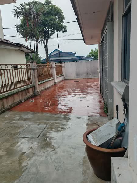 Semi-Detached House for Sale in Taman Bukit Jaya (Ulu Tiram) - Amanda Voon - Exterior - PropertyGuru.com.my