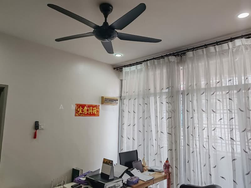 Semi-Detached House for Sale in Taman Bukit Jaya (Ulu Tiram) - Amanda Voon - Study - PropertyGuru.com.my