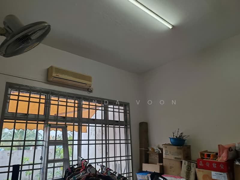 Semi-Detached House for Sale in Taman Bukit Jaya (Ulu Tiram) - Amanda Voon - Interior - PropertyGuru.com.my