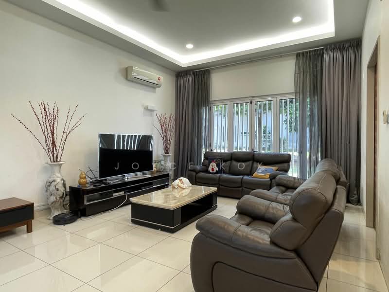 Rumah Berkembar untuk Dijual di Temasya Glenmarie (Glenmarie) - Joyce Kok - Living Room - PropertyGuru.com.my