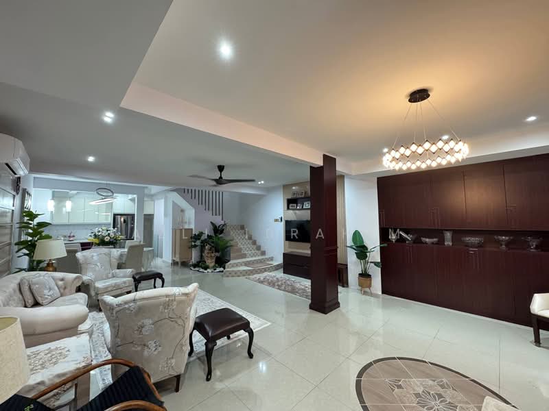 Rumah Teres 3 Tingkat untuk Dijual di Taman Bukit Utama (Ulu Kelang) - Azli Ibrahim - Living Room - PropertyGuru.com.my