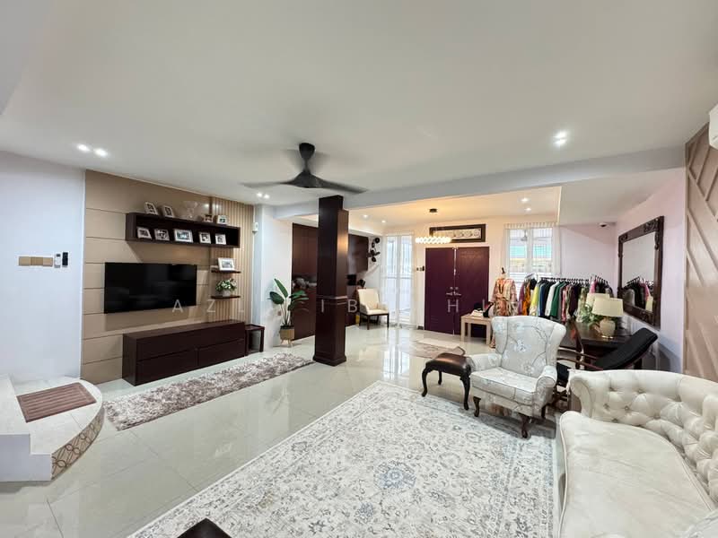 Rumah Teres 3 Tingkat untuk Dijual di Taman Bukit Utama (Ulu Kelang) - Azli Ibrahim - Living Room - PropertyGuru.com.my