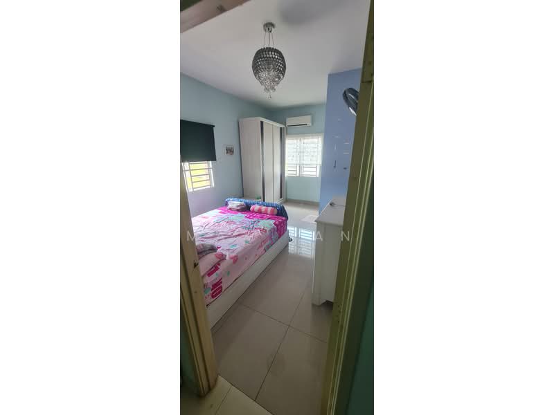 2-storey Terraced House for Sale in Taman Seri Austin (Tebrau) - Max Kan - Bedroom - PropertyGuru.com.my