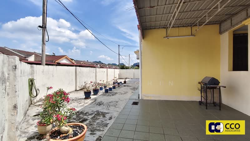 1-storey Terraced House for Sale in Taman Perpaduan Koperasi (Tambun) - Chris Chin - Exterior - PropertyGuru.com.my