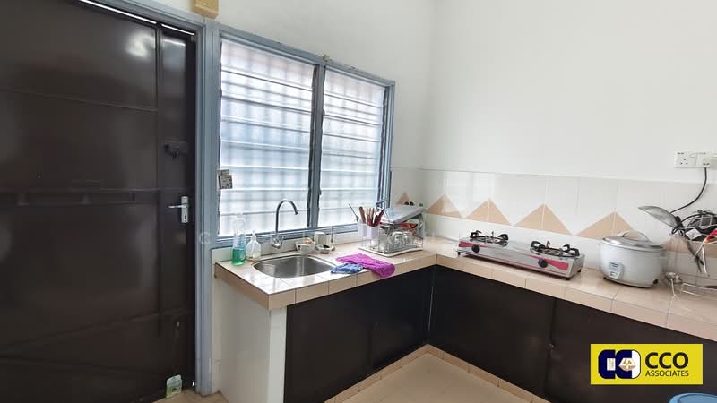1-storey Terraced House for Sale in Taman Perpaduan Koperasi (Tambun) - Chris Chin - Kitchen - PropertyGuru.com.my