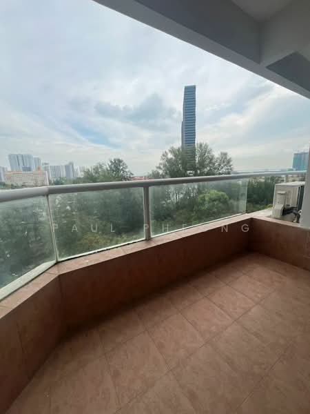 Kondominium untuk Dijual di Marina Bay Condominium - Paul Pheong - Balcony - PropertyGuru.com.my