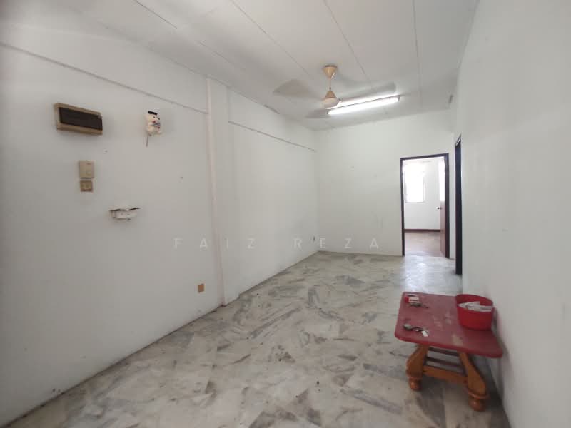 Apartment for Sale at Pangsapuri Seri Mawar - FAIZ REZA - PropertyGuru.com.my