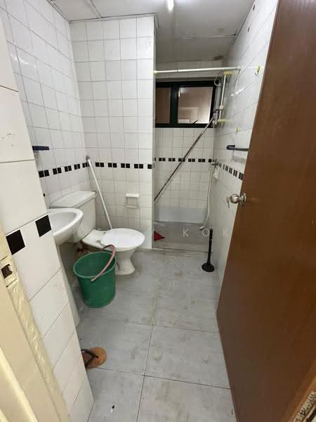 Condominium for Rent at Sang Suria - Kelly Kok - Bathroom - PropertyGuru.com.my