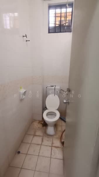 Pejabat untuk Disewa di Klang (Selangor) - Max Khor Phor xiong - Bathroom - PropertyGuru.com.my