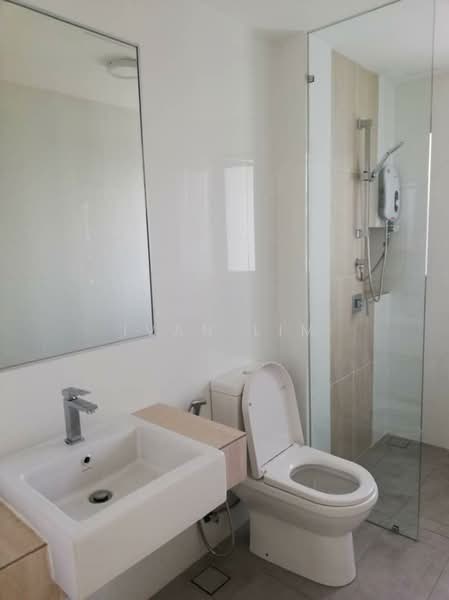 Condominium for Sale at Trinity Aquata - Ivan Lim - Bathroom - PropertyGuru.com.my