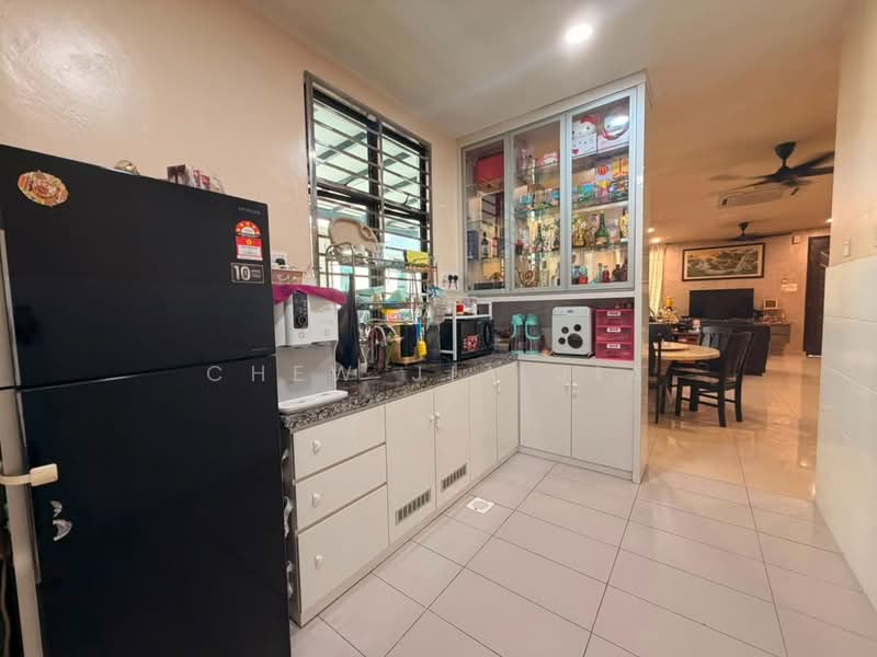 Rumah Kluster untuk Dijual di Mutiara Rini (Skudai) - Chew Jia Jia - Kitchen - PropertyGuru.com.my
