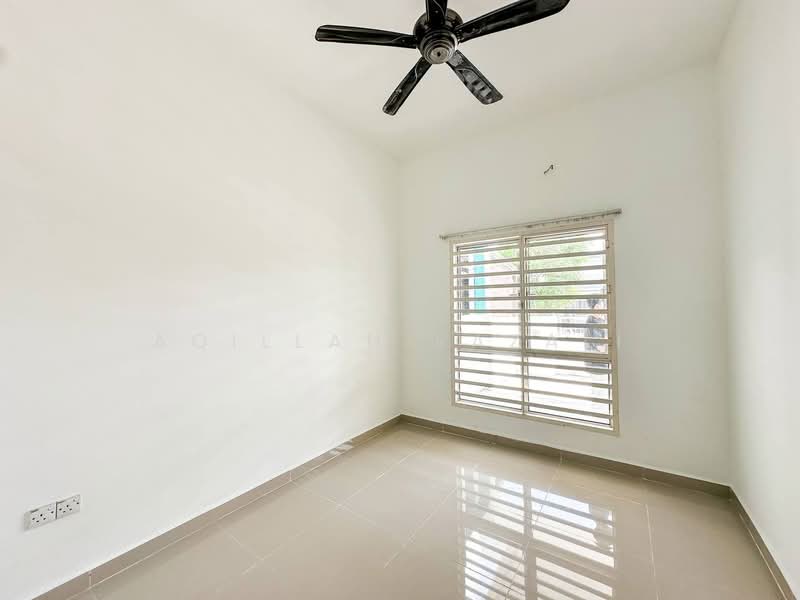 Rumah Teres 1-Tingkat untuk Dijual di Taman Indah Klia (Sepang) - Aqillah Razali - Interior - PropertyGuru.com.my