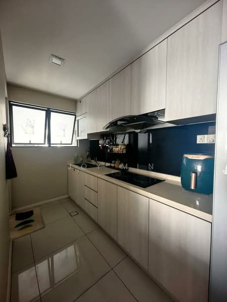 Kondominium untuk Dijual di The WaterEdge (Pinggiran Air) - Joy Min - Kitchen - PropertyGuru.com.my