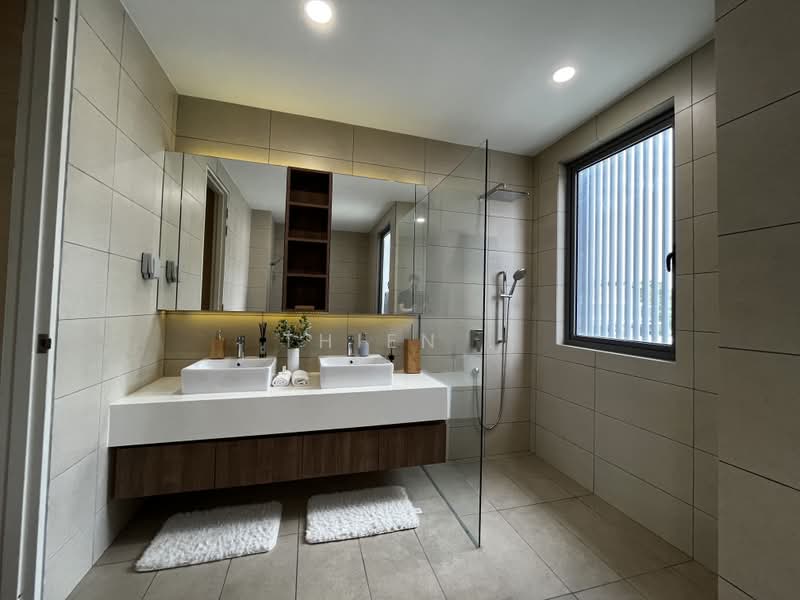 Semi-Detached House for Sale in Kota Kemuning (Shah Alam) - Thien . - Bathroom - PropertyGuru.com.my