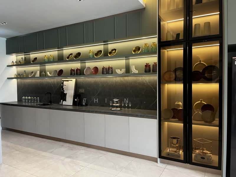 Rumah Teres 2-Tingkat untuk Dijual di Kota Kemuning (Shah Alam) - Thien . - Kitchen - PropertyGuru.com.my