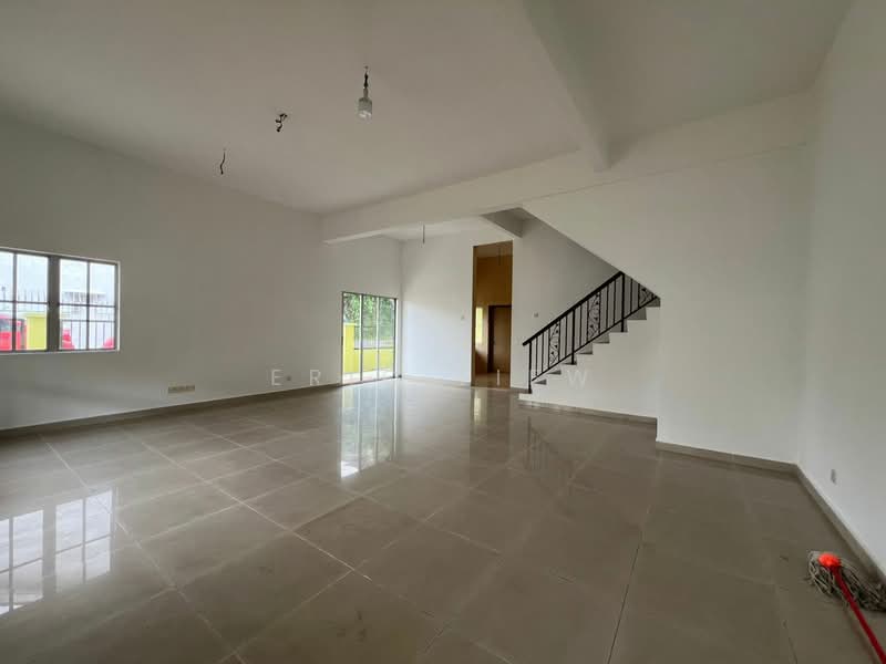 Semi-Detached House for Sale in Taman Minang Ria (Cheras) - Eric Liew - Living Room - PropertyGuru.com.my