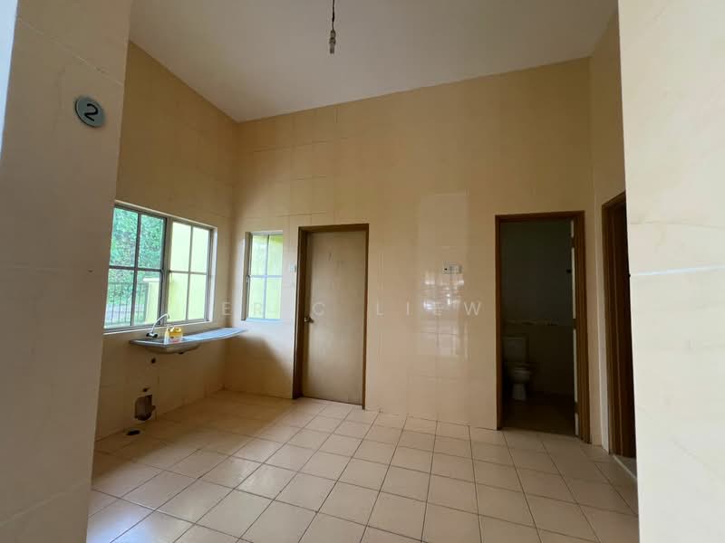 Semi-Detached House for Sale in Taman Minang Ria (Cheras) - Eric Liew - Kitchen - PropertyGuru.com.my
