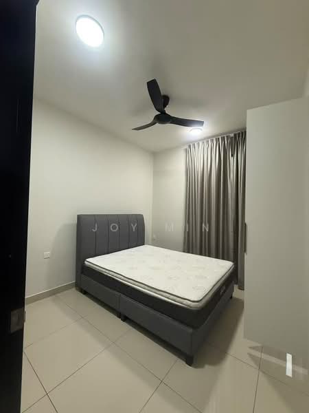 Service Residence for Sale at Veranda Residence - Joy Min - Bedroom - PropertyGuru.com.my