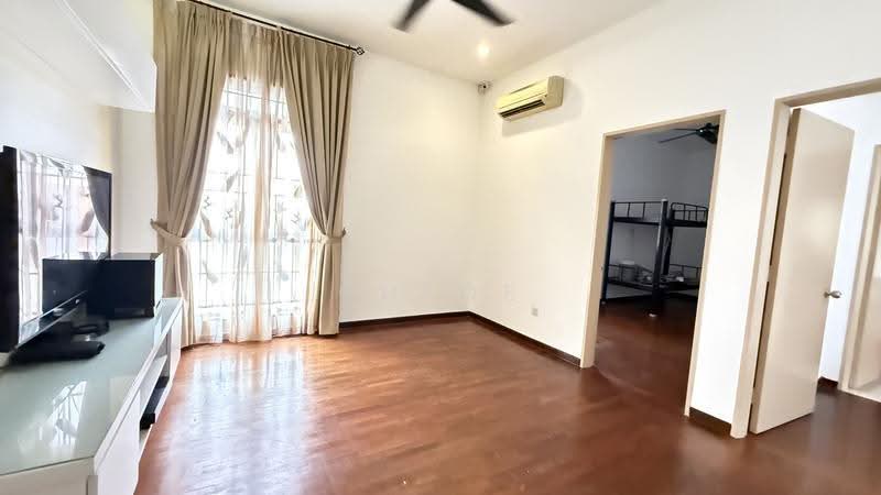 Semi-Detached House for Sale in Kota Emerald (Rawang) - Chloe Kok - Living Room - PropertyGuru.com.my