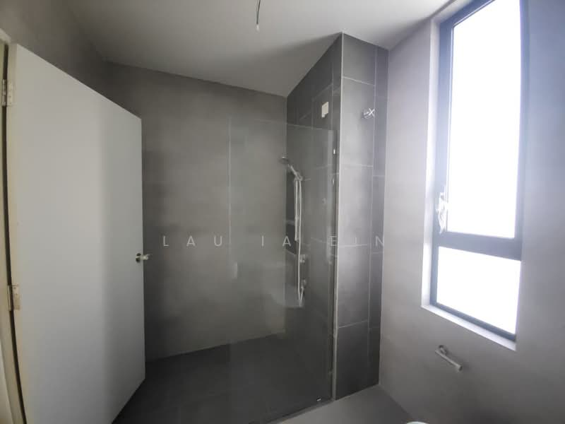 Rumah Teres 2 Tingkat untuk Disewa di Rawang (Selangor) - Lau Ia Ein - Bathroom - PropertyGuru.com.my