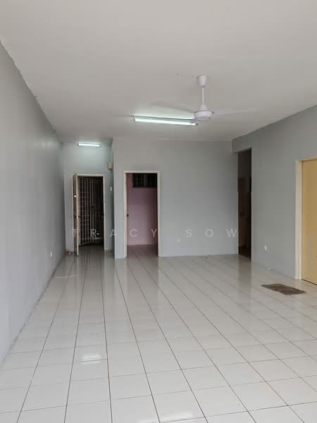 Pangsapuri untuk Dijual di Merdeka Villa - Tracy Sow - Living Room - PropertyGuru.com.my