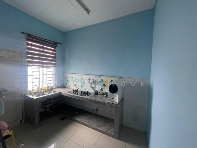 Rumah Teres 1-Tingkat untuk Dijual di Taman Lagenda Putra (Kulai) - Amanda Voon - Kitchen - PropertyGuru.com.my