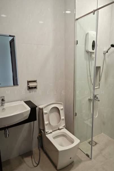 Condominium for Rent at Paragon Suites @ CIQ - Michelle Kueh - Bathroom - PropertyGuru.com.my