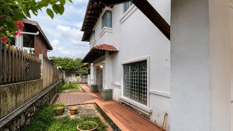 Semi-Detached House for Sale in Ampang (Selangor) - Fazri . - PropertyGuru.com.my