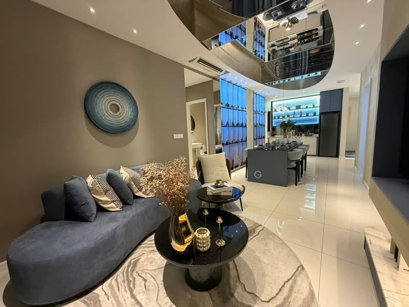 Kediaman Servis untuk Dijual di M Aurora - MH Wong - Living Room - PropertyGuru.com.my