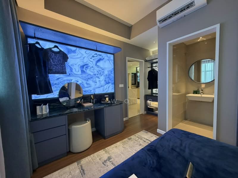 Kediaman Servis untuk Dijual di M Aurora - MH Wong - Bedroom - PropertyGuru.com.my