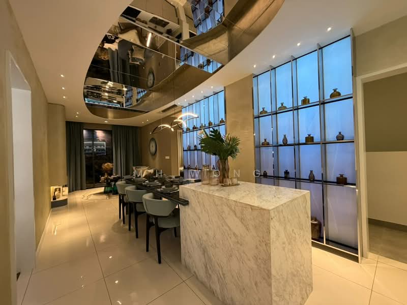 Kediaman Servis untuk Dijual di M Aurora - MH Wong - Dining Room - PropertyGuru.com.my