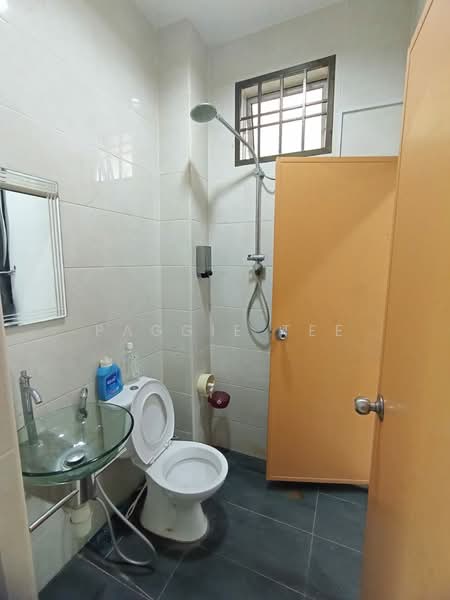2.5-storey Terraced House for Sale in Taman Bukit Jaya (Ulu Tiram) - Paggie Tee - PropertyGuru.com.my