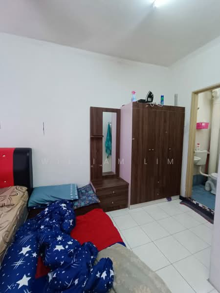 Service Residence for Sale at Suria Kinrara - William Lim - Bedroom - PropertyGuru.com.my