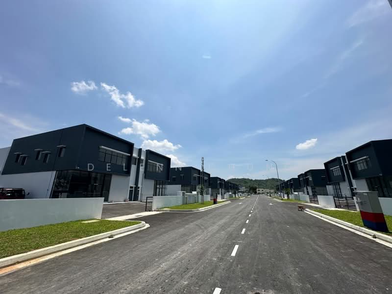 Semi-D Factory for Sale in Taman Perindustrian Meranti Jaya (Puchong) - Delenn Chung - Exterior - PropertyGuru.com.my