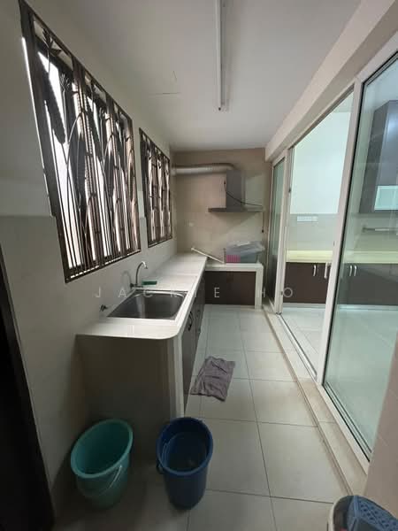 2.5-storey Terraced House for Rent in Bandar Puteri Puchong (Puchong) - Jackie Ho - Kitchen - PropertyGuru.com.my