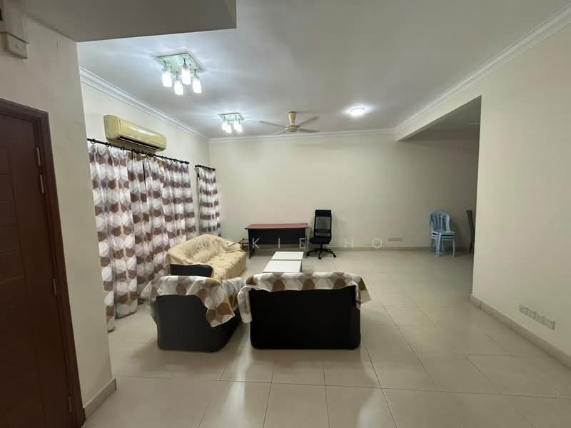 2.5-storey Terraced House for Rent in Bandar Puteri Puchong (Puchong) - Jackie Ho - Living Room - PropertyGuru.com.my