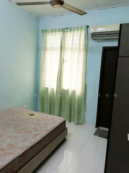 Rumah Teres 2 Tingkat untuk Disewa di Taman Setia Indah (Tebrau) - Constance Chan - Bedroom - PropertyGuru.com.my