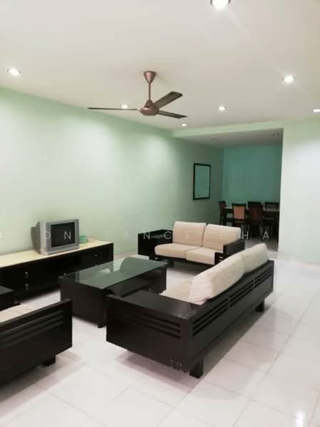 Rumah Teres 2 Tingkat untuk Disewa di Taman Setia Indah (Tebrau) - Constance Chan - Living Room - PropertyGuru.com.my