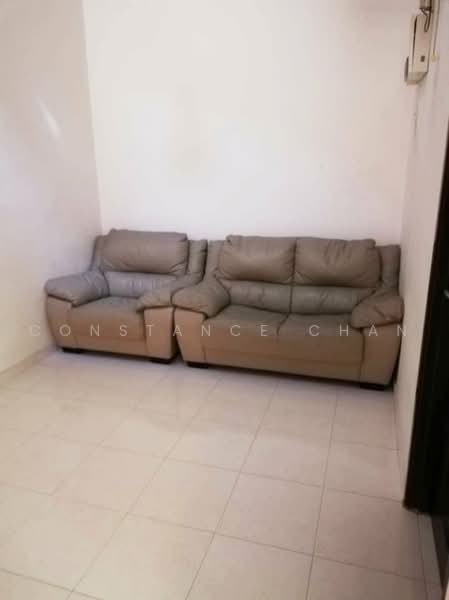 Rumah Teres 2 Tingkat untuk Disewa di Taman Setia Indah (Tebrau) - Constance Chan - Living Room - PropertyGuru.com.my