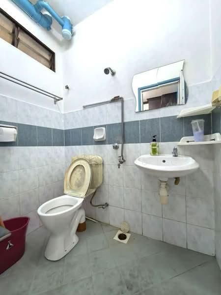 2-storey Terraced House for Sale in Taman Sri Pulai Perdana (Skudai) - Janlly Jong - Bathroom - PropertyGuru.com.my