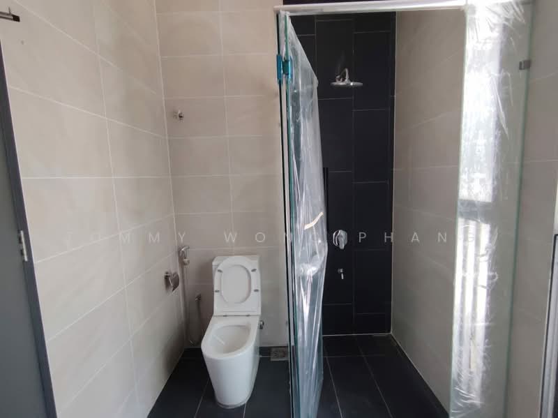 Rumah Teres 2-Tingkat untuk Dijual di Seksyen 5, Bandar Kinrara (Puchong) - Tommy Wong Phang - Bathroom - PropertyGuru.com.my