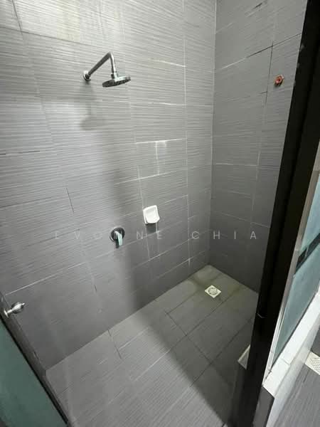 2.5-storey Terraced House for Sale in Bandar Indahpura (Kulai) - Evonne Chia - Bathroom - PropertyGuru.com.my