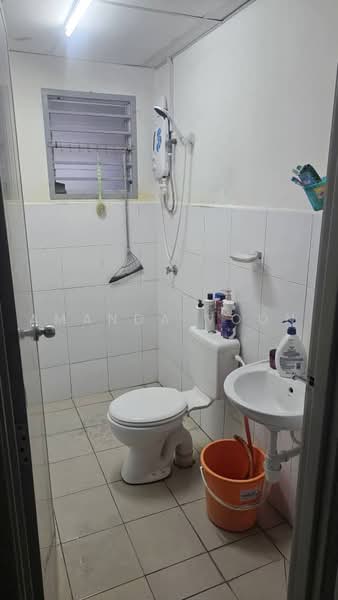 Pangsapuri untuk Dijual di Denai Nusantara Apartment - Amanda Voon - Bathroom - PropertyGuru.com.my