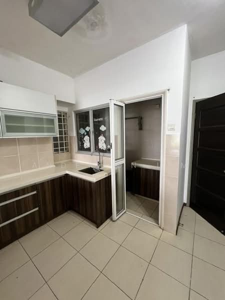 Service Residence for Sale at Beverly Tower @ Plaza Medan Putra - Anderson Lim - Kitchen - PropertyGuru.com.my