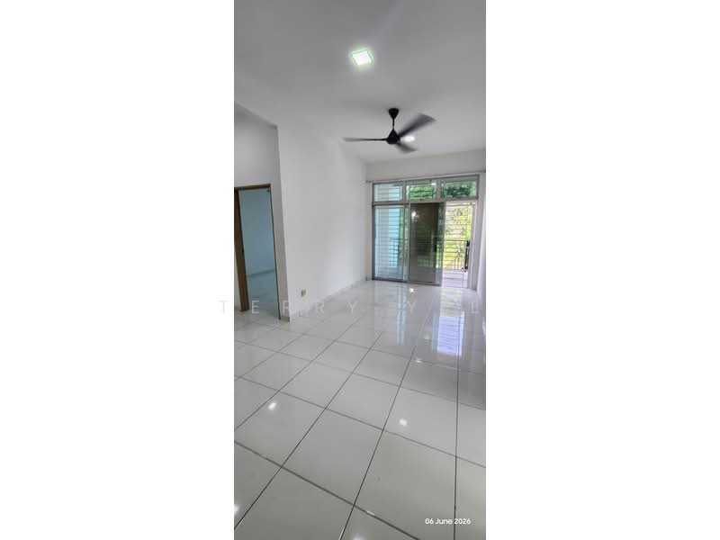 2-storey Terraced House for Rent in Bandar Baru Bangi (Selangor) - Terry Yee - Living Room - PropertyGuru.com.my