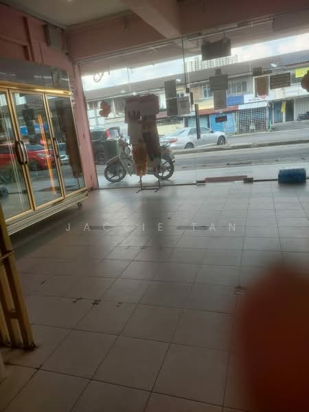 Shop / Office for Sale in Kepong (Kuala Lumpur) - Jackie Tan - Exterior - PropertyGuru.com.my
