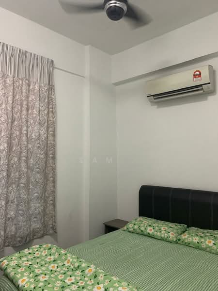 Condominium for Sale at D'Festivo Residences - Sam . - Bedroom - PropertyGuru.com.my