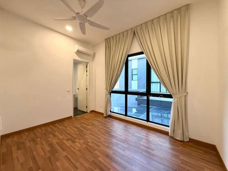 Semi-Detached House for Sale in Setia Alam (Selangor) - Janice Tang - Bedroom - PropertyGuru.com.my