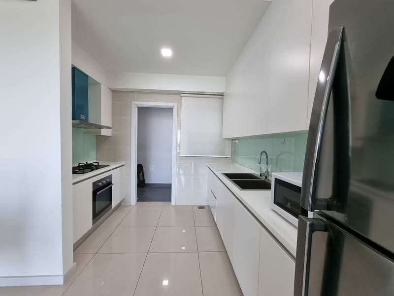 Kondominium untuk Dijual di Iskandar Residences - Chris Liew - Kitchen - PropertyGuru.com.my