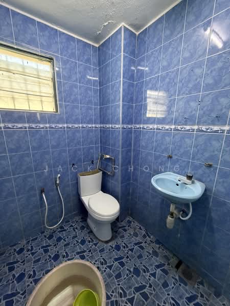 1-storey Terraced House for Sale in Taman Klang Jaya (Klang) - Jack Chong - Bathroom - PropertyGuru.com.my